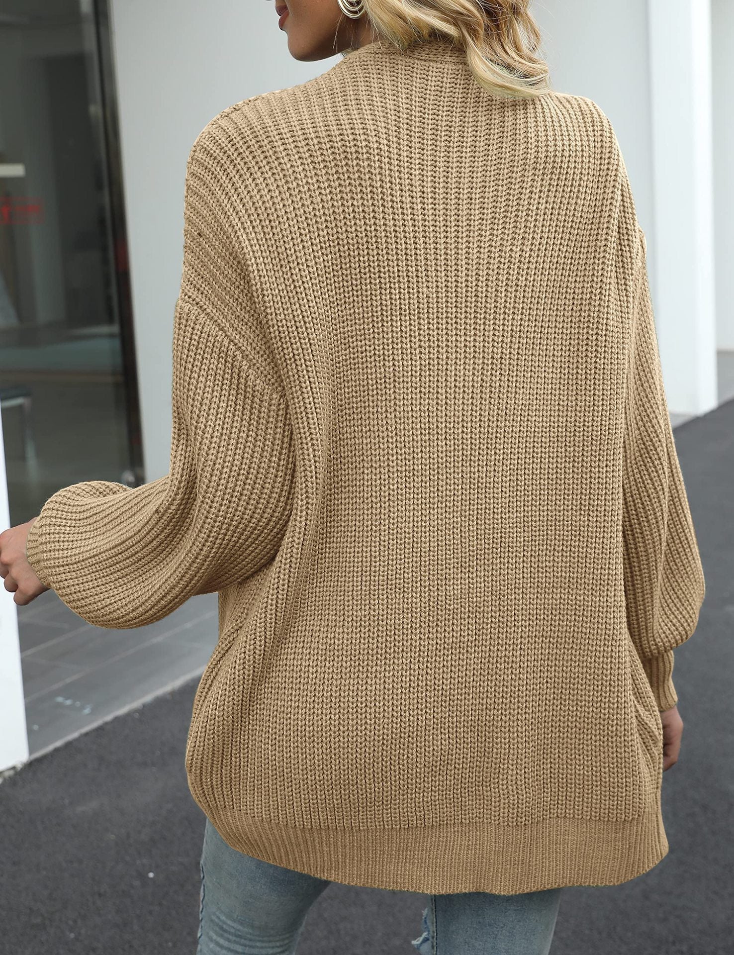 Dames gebreid vest met zakken - lange mouwen en casual los model - Bakkermode.nl