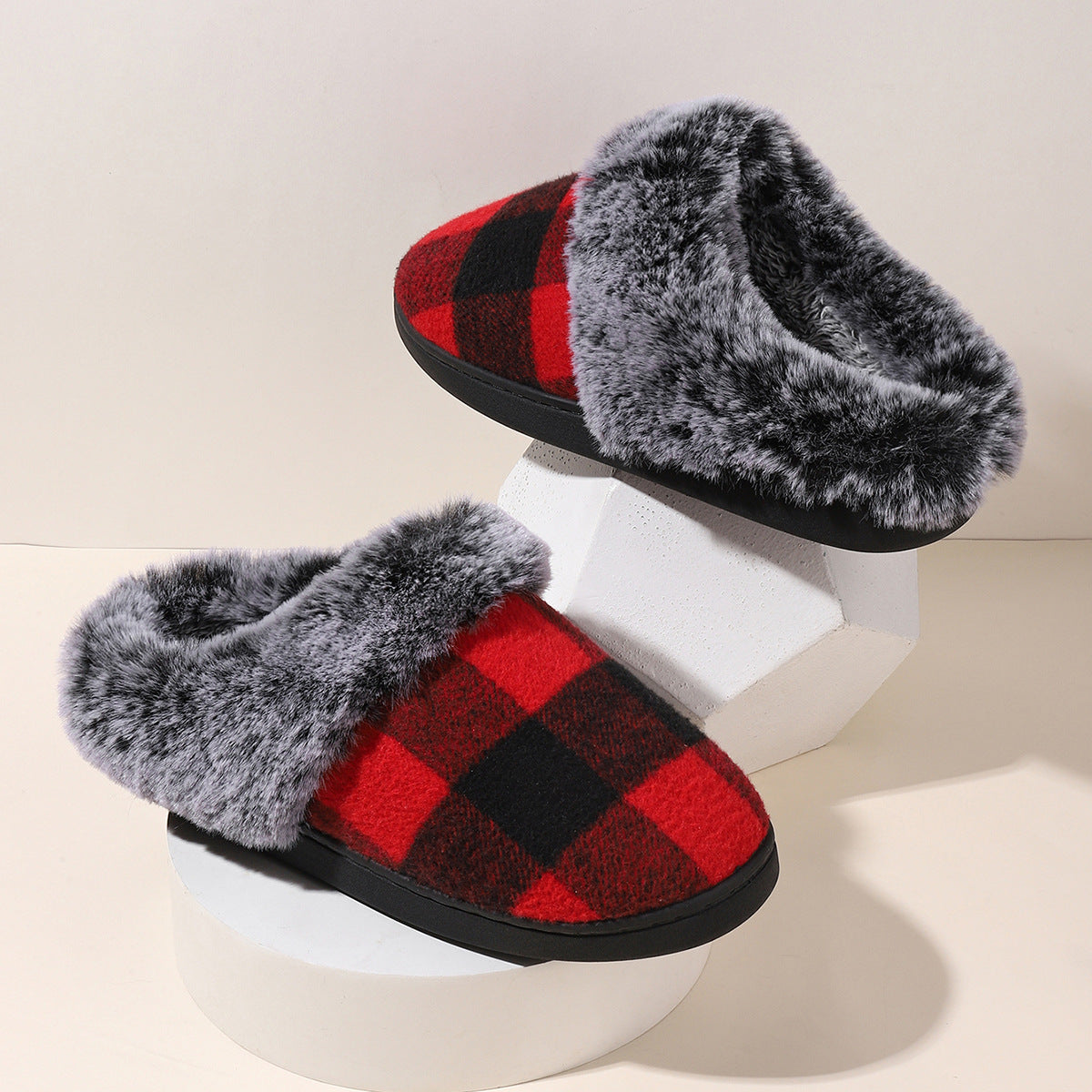 Winter Warm Plaid Plush Slippers Home Indoor Non-slip Bedroom Floor Soft Fuzzy Slipper For Couple Fashion Solid House Shoes - Bakkermode.nl