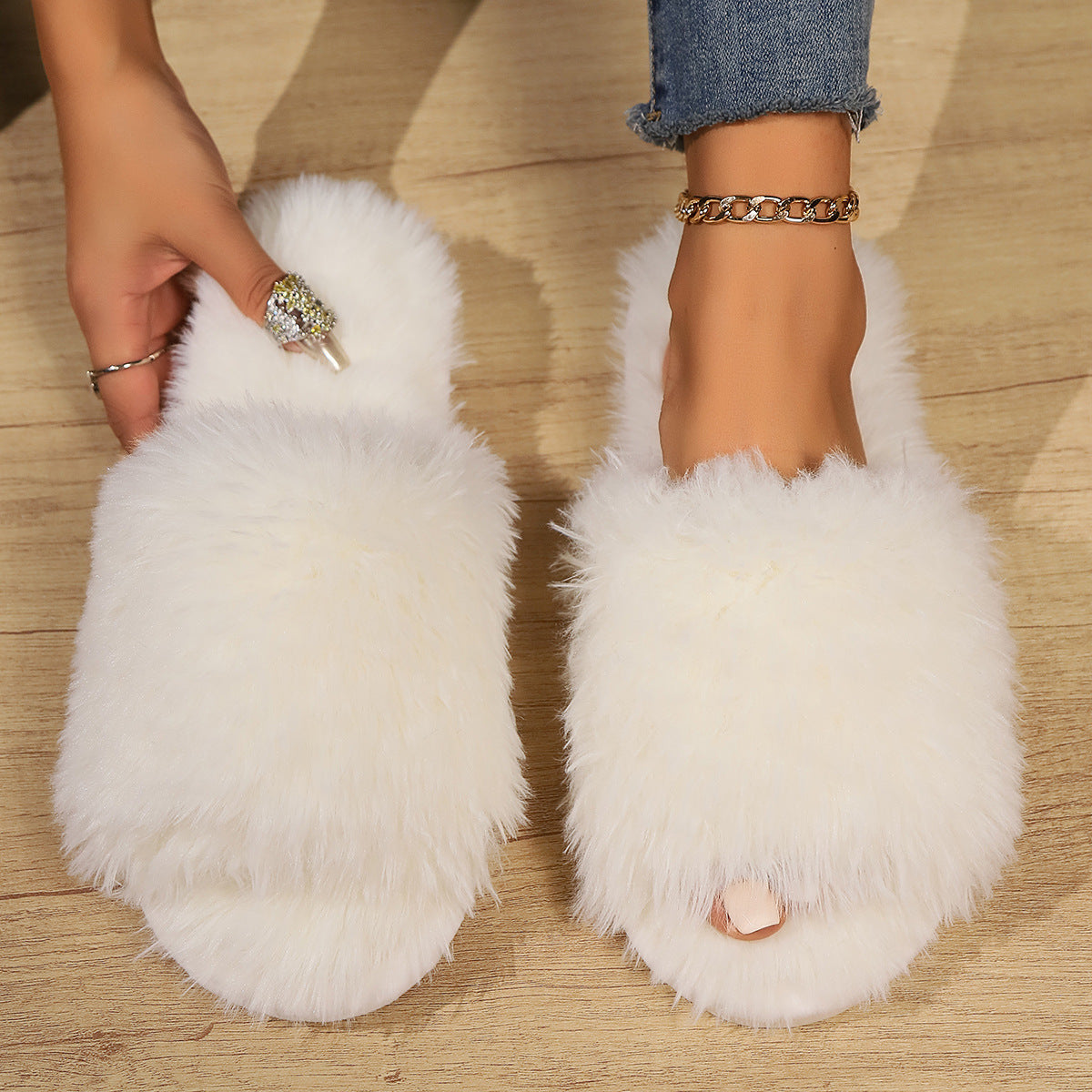 Fluffy pantoffels - dames huis slippers met open teen en faux fur - Bakkermode.nl