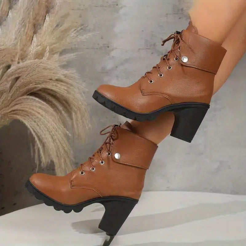 Leren enkellaarzen dames met veters – plateau blokhak laarsjes - Bakkermode.nl