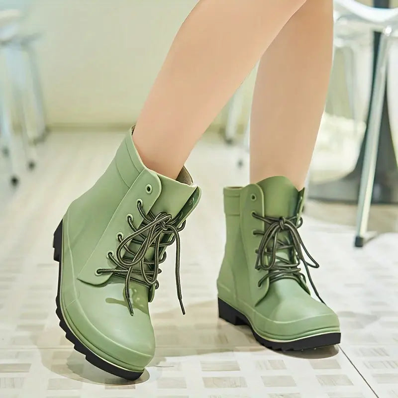 Dames rubberen enkellaarsjes - waterdichte veterschoenen - Bakkermode.nl