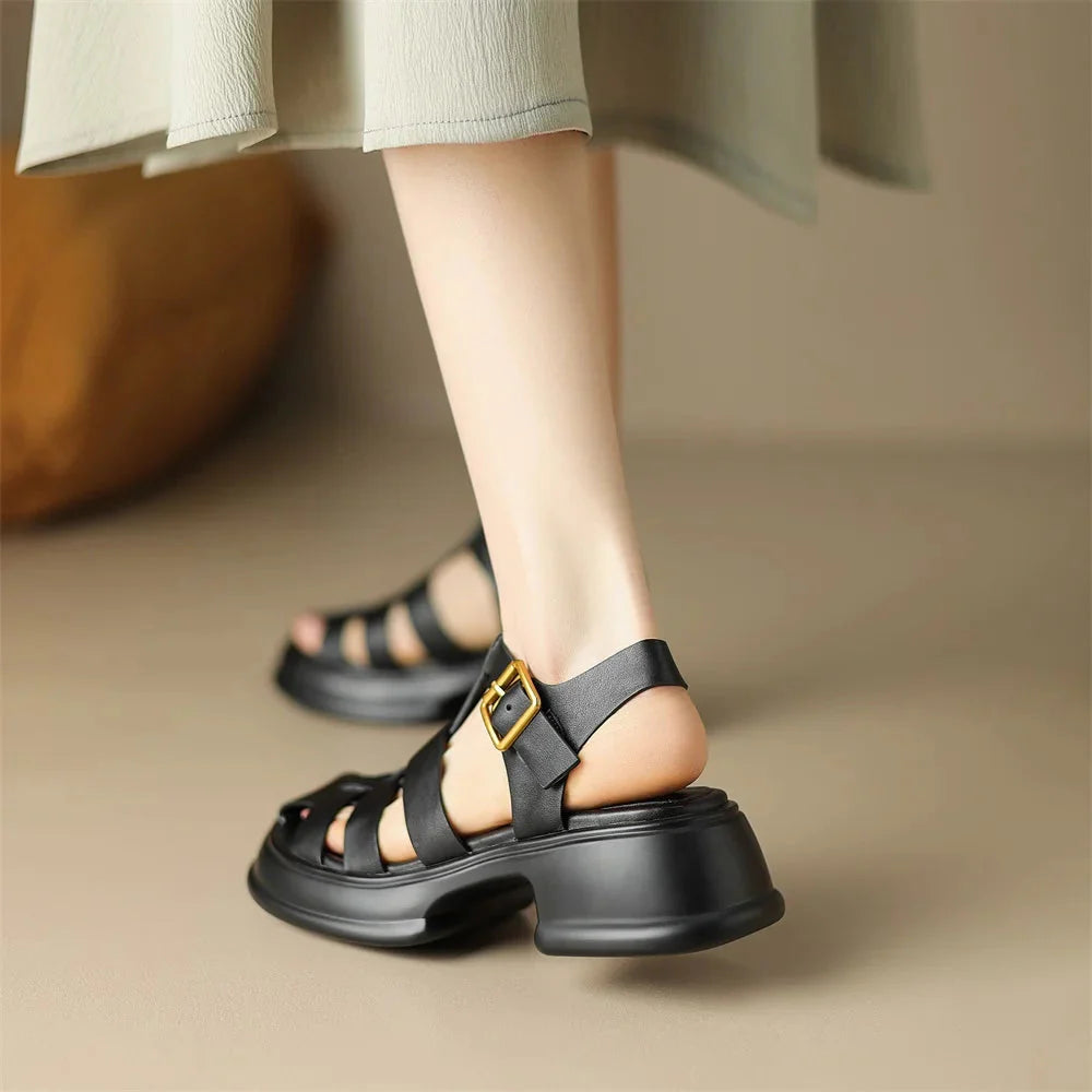 Chunky gladiatorsandalen met gesp - Bakkermode.nl