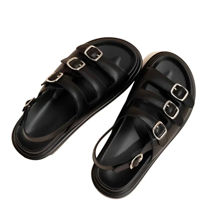 Zwarte sandalen met drie gespen - Bakkermode.nl