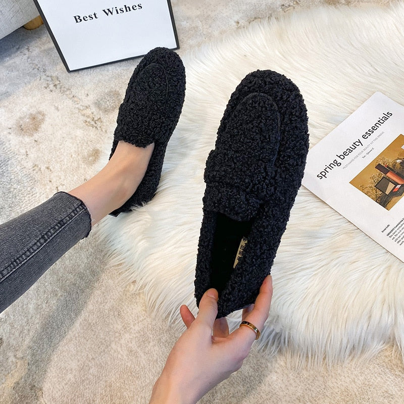 Dames pluche slippers - zachte en gezellige binnenschoenen voor thuisgebruik