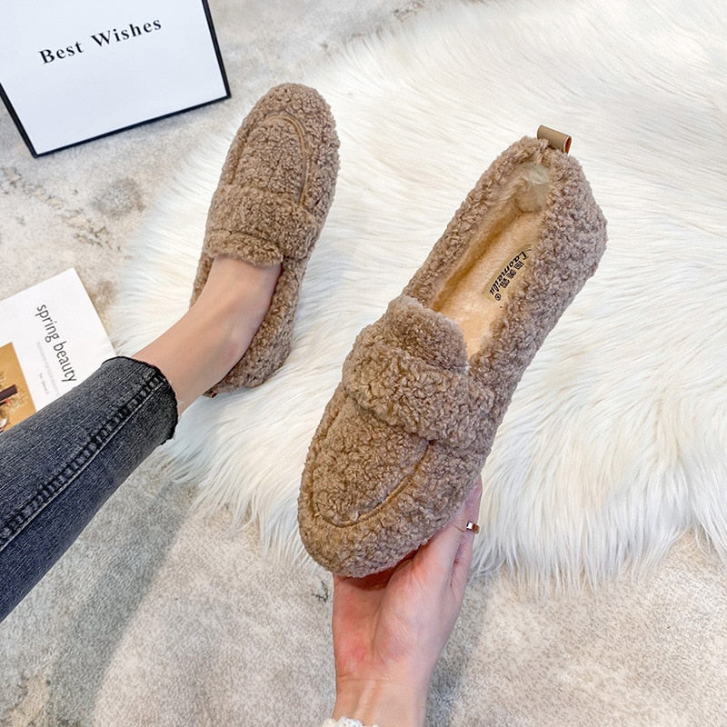 Dames pluche slippers - zachte en gezellige binnenschoenen voor thuisgebruik