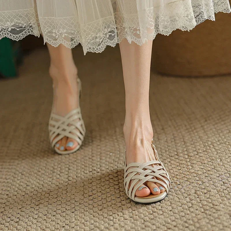 Vintage gevlochten slingback sandalen - Bakkermode.nl