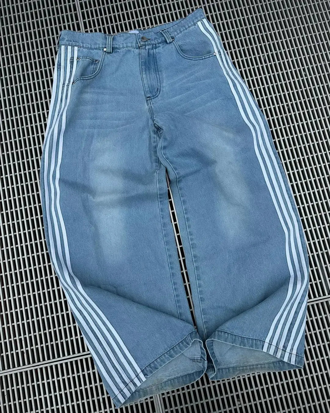Ontspannen pasvorm hoge taille dames denim broeken met zijstrepen