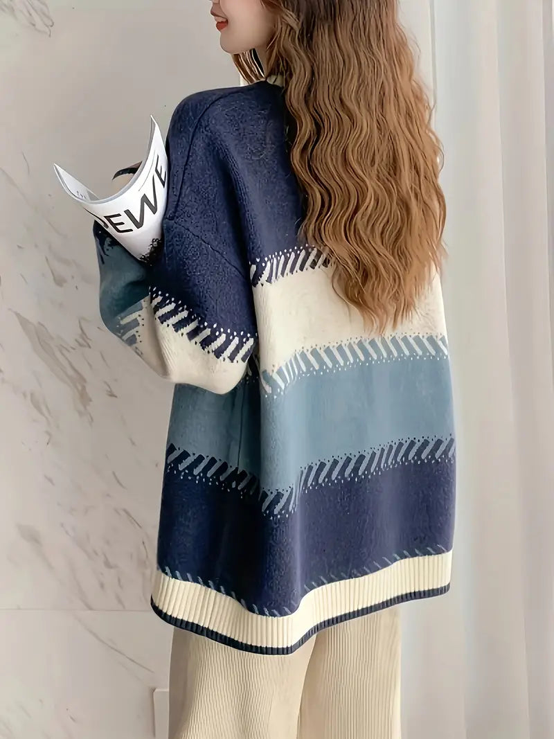 Gestreepte oversized trui - elegante dames knitwear in marineblauw - Bakkermode.nl