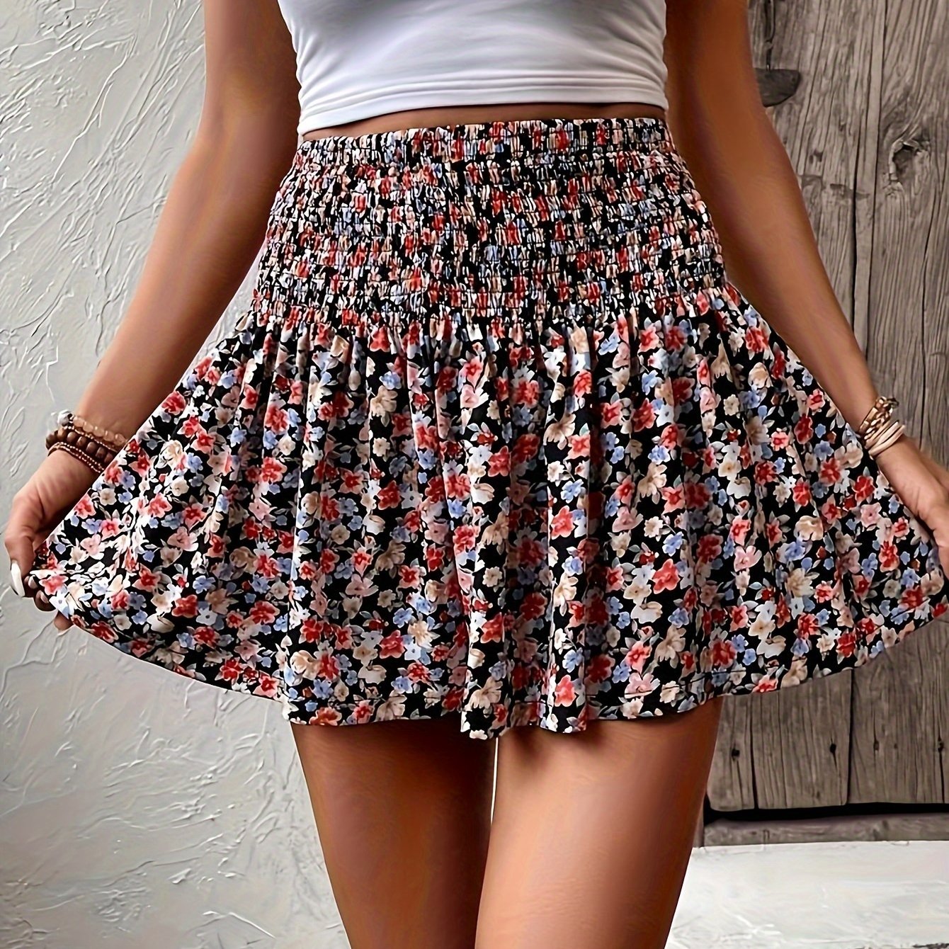 Florale mini rok - kastanjebruine dames rok met ruffle zoom