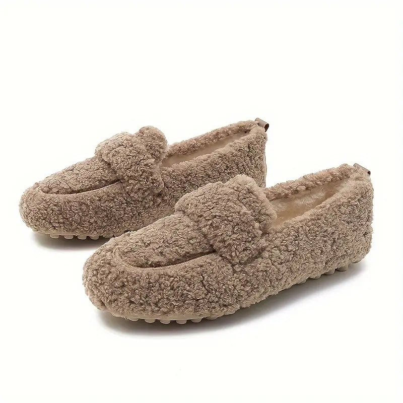 Fluffy pantoffels dames – comfortabele en warme pluchen slippers voor thuis - Bakkermode.nl