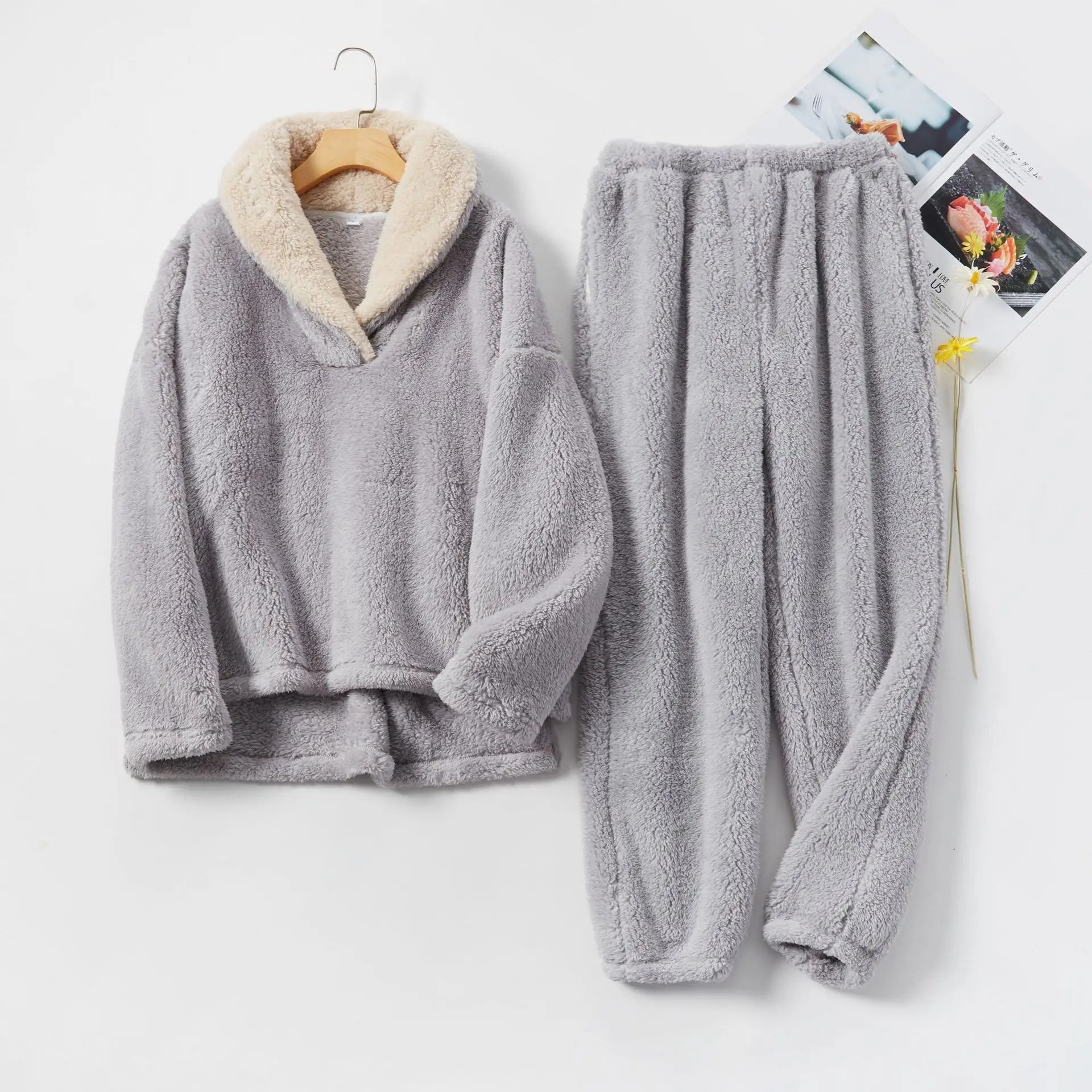 2-delige fleece loungewear set - gezellige dames pyjama set - Bakkermode.nl