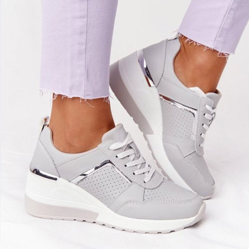 Modieuze platform sneakers dames - lichtgewicht casual schoenen - Bakkermode.nl