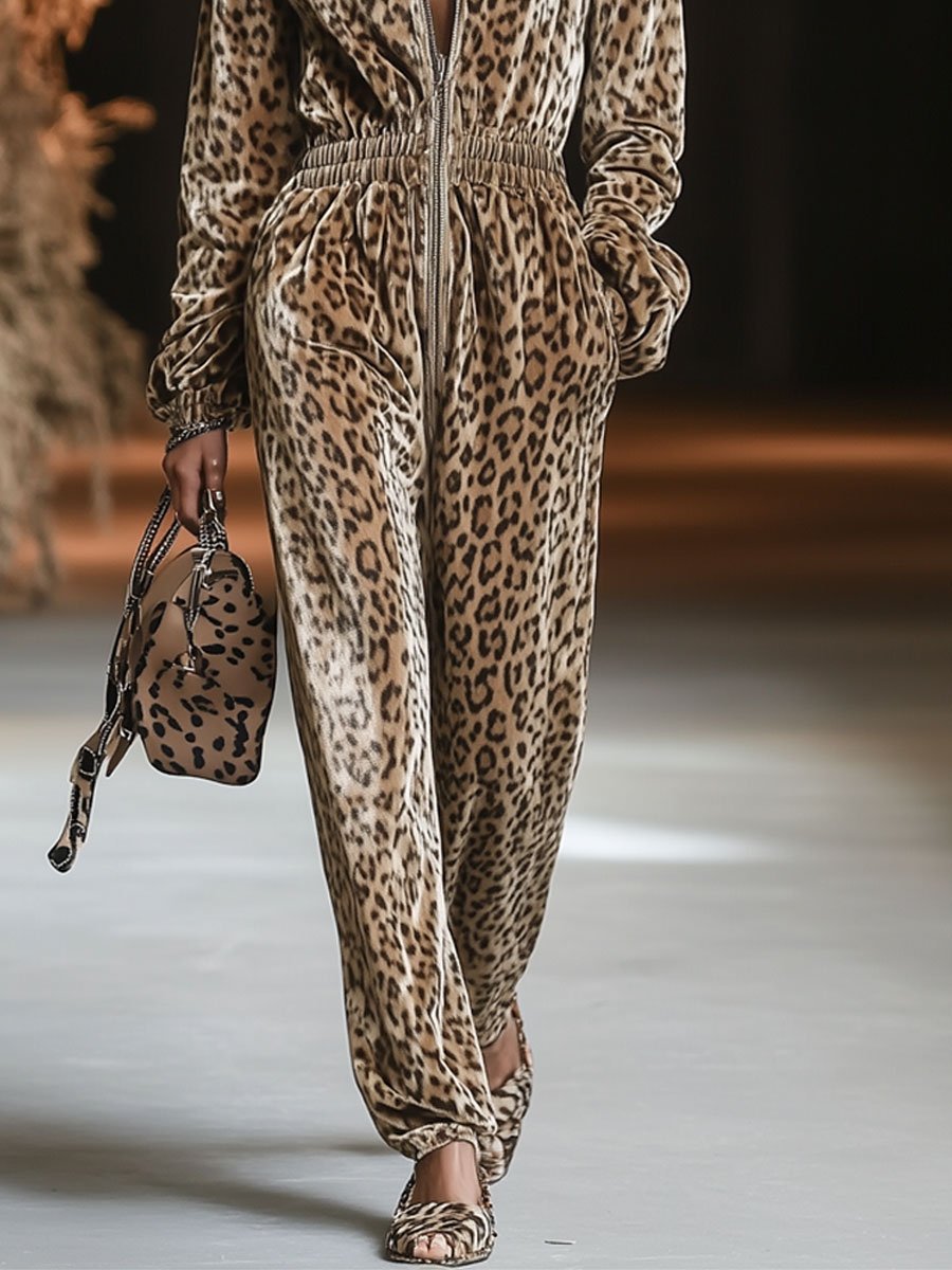 Luipaardprint velours trainingspak - luxe dames loungewear set