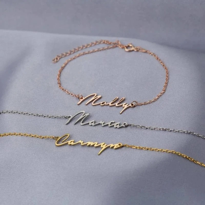 Gegraveerde naamarmband - elegante gouden damesarmband