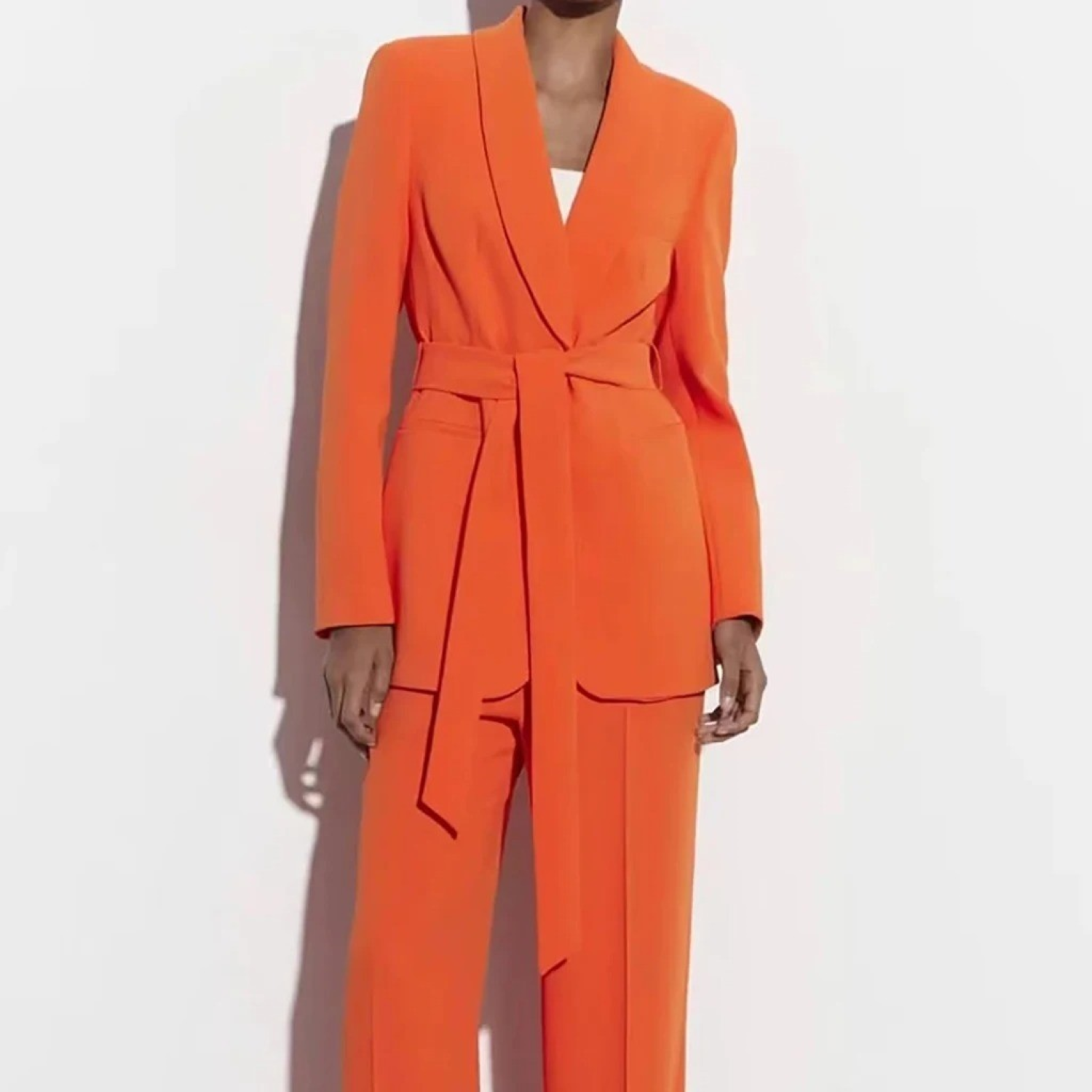 2-delige tailleursuit - verfijnde kleding voor stijlvolle dames