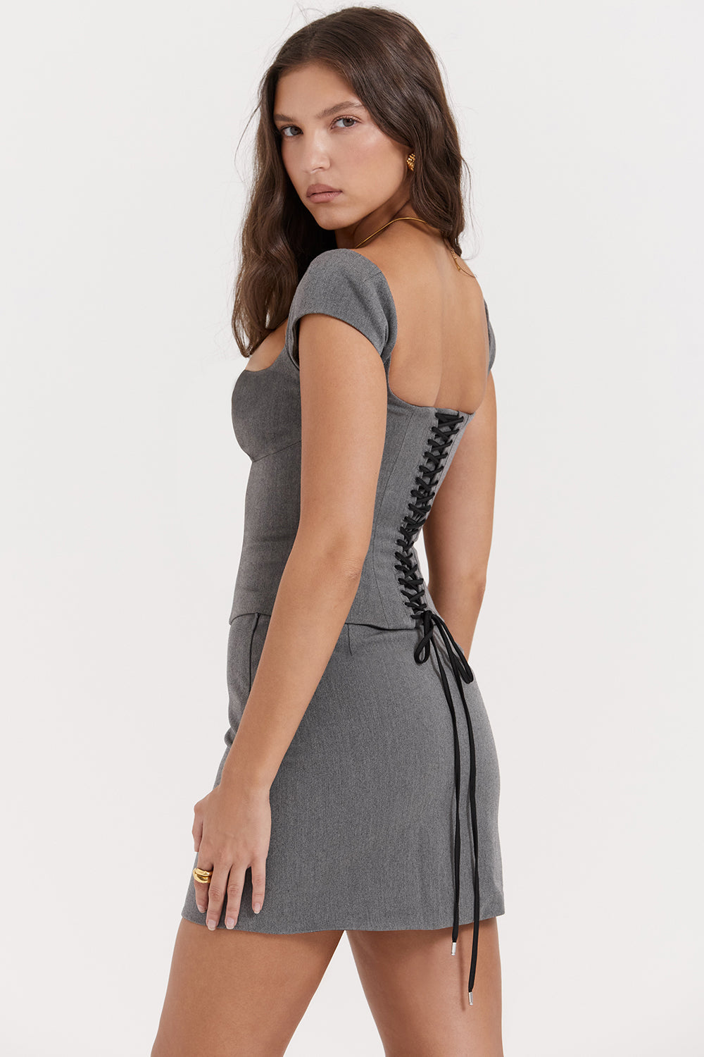 Grijze gestructureerde korsettendress - chique en elegante damesoutfit