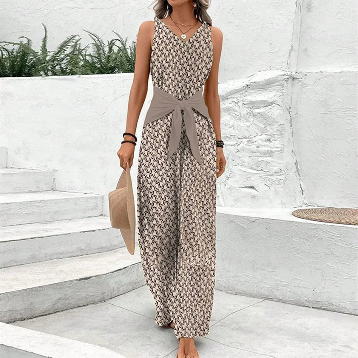 Chique wijde jumpsuit - dames katoenen zomeroutfit in beige