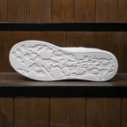 Dames leren sneakers - stijlvolle witte lage trainers - Bakkermode.nl