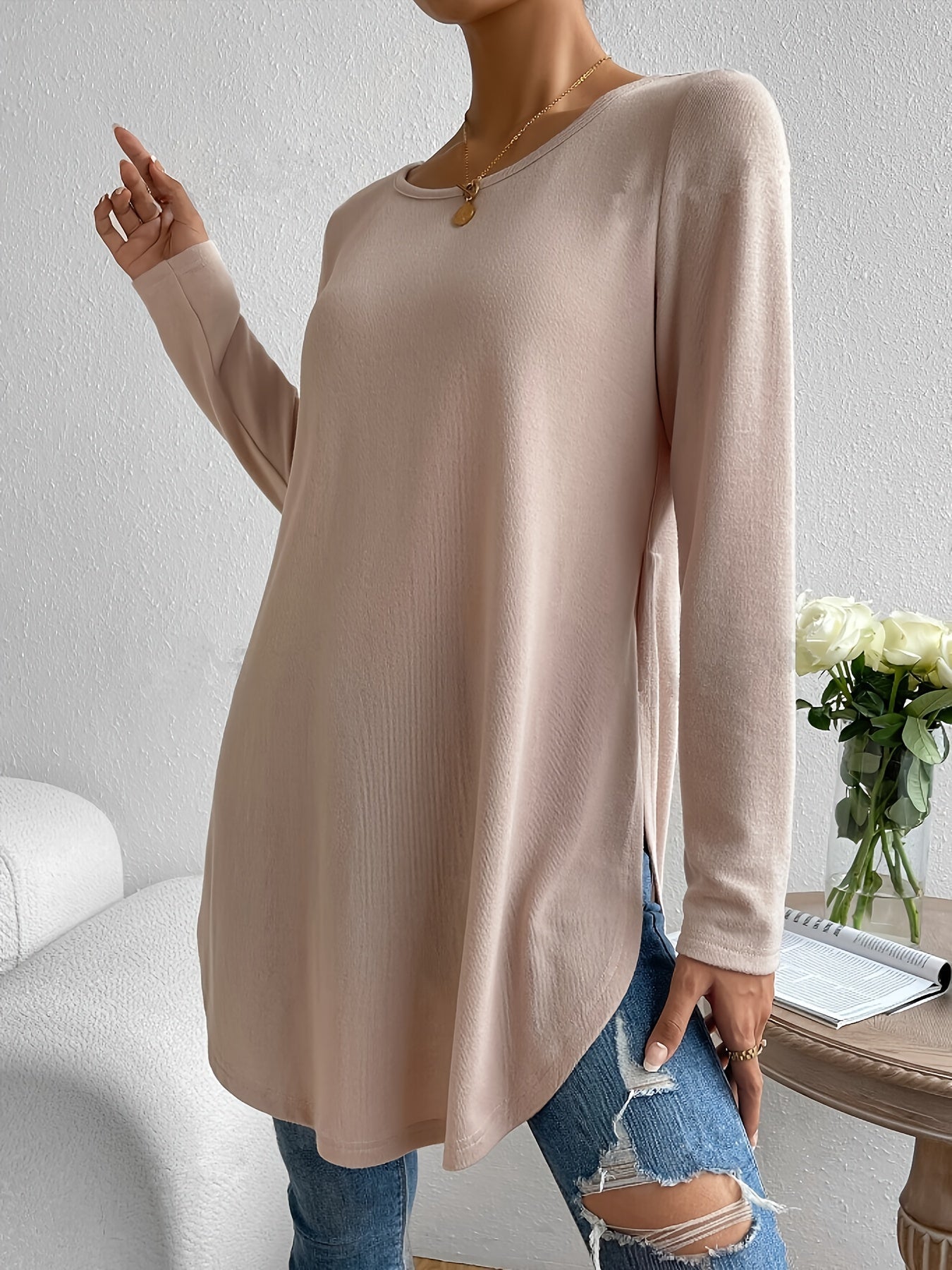 Lichtbeige lange mouwen top - casual dames t-shirt met gebogen zoom