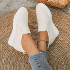 Slip-on suede sneakers - casual dames sneakers met wedge zool