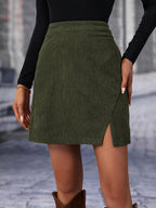 Olijfgroen corduroy mini rok - hoge taille met zijsplit