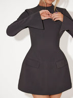 Dames mini jurk - donkergrijze, tailorgestikte jurk met splitmouwen