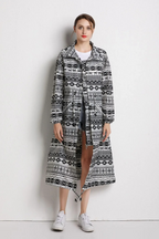 Lang bedrukte jas - stijlvolle gedessineerde dames outerwear