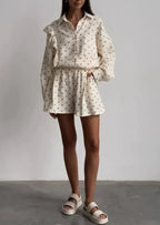 2-delige dames co-ordset - stijlvolle luchtige top en rok in een beige print voor zomerse uitjes - trendy mode voor dames