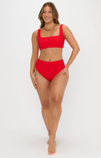 2-delige dames zwemset ribbed bikini in vurend rood - trendy beachwear voor de zomer