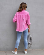 Oversized denim blouse - dames spijkerjack met gerafelde details en knoopsluiting - Bakkermode.nl