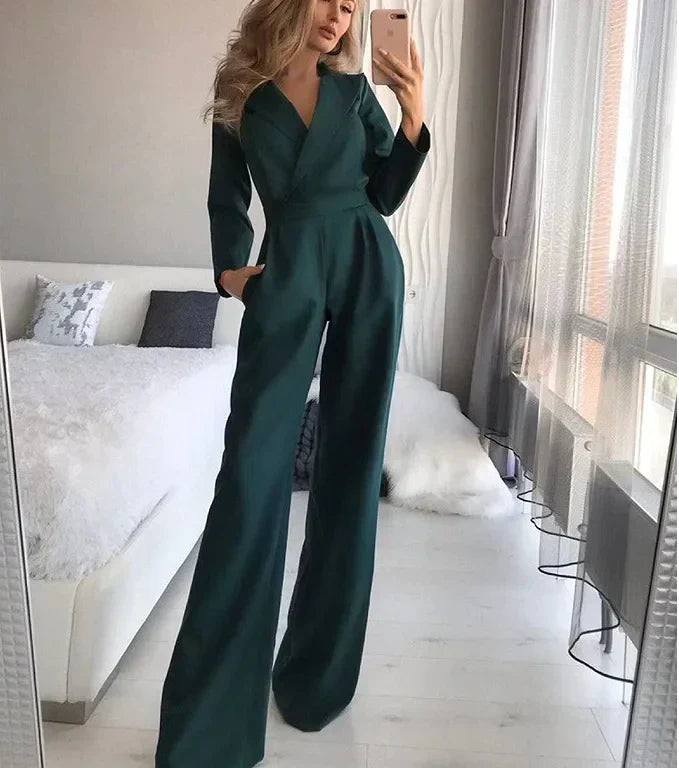 Dames jumpsuit met getailleerde pasvorm - stijlvolle outfit voor avond en dag