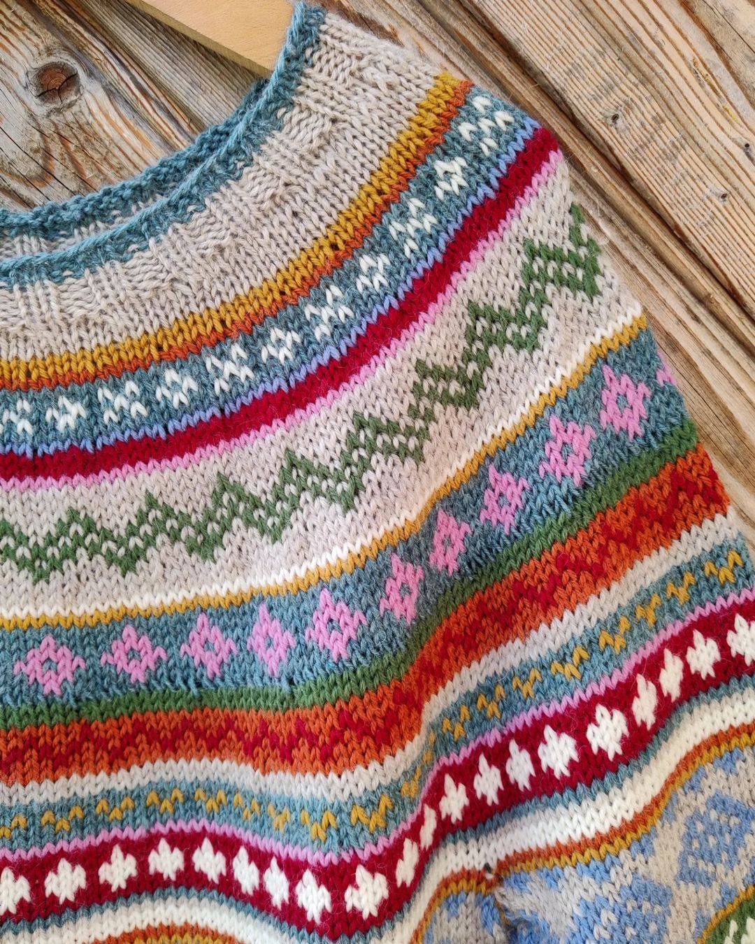 Veelkleurige Noorse trui - warme Scandinavische dames pullover - Bakkermode.nl