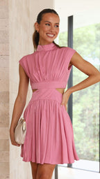 Dames casual zomerjurk met trendy uitsnijdingen - moderne mouwloze stijl voor speciale gelegenheden