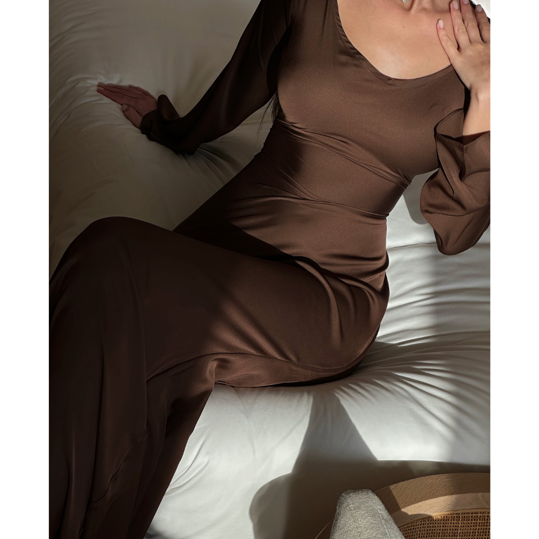 Dames satijnen maxi jurk - elegante avondkleding met lange mouwen voor speciale gelegenheden