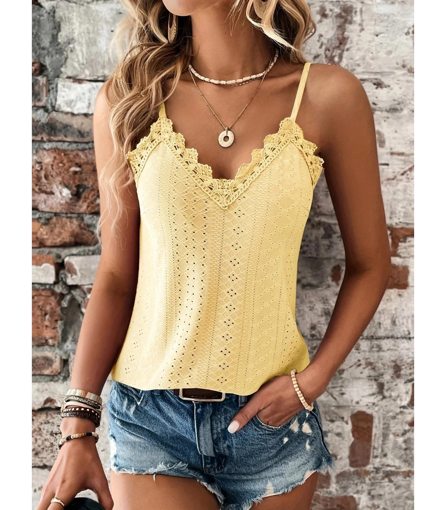 Dames cami top met kantafwerking - verfijnd mouwloos zomertopje