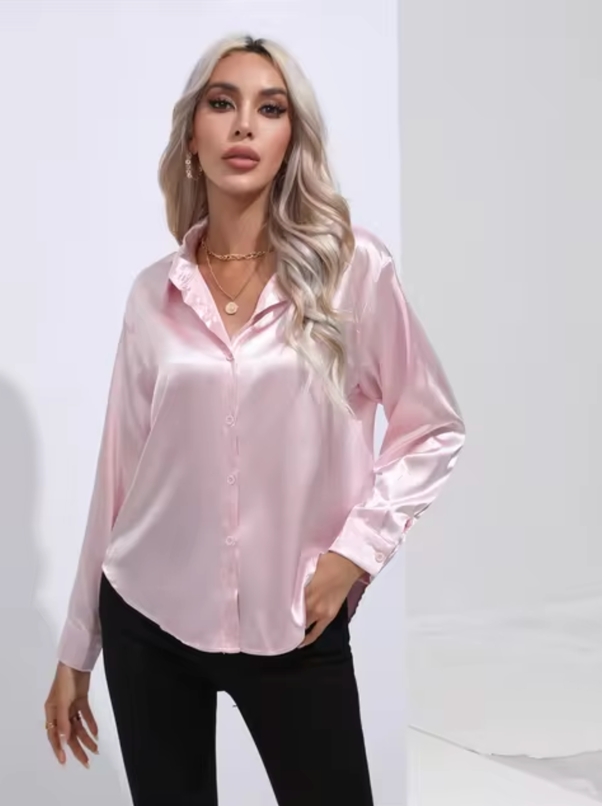 Dames satijnen blouse met lange mouwen - chique lichtgewicht blouse voor kantoor