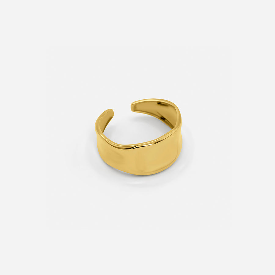 Vrouwen cuff ring met verfijnd gouden ontwerp - eigentijds lichtgewicht accessoire voor dames