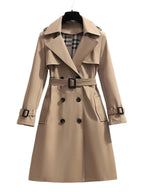 Khaki dubbele rij trenchcoat voor dames - met ceintuur in de taille - Bakkermode.nl