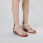 Witte sleehaksandalen met kruisbanden - Bakkermode.nl