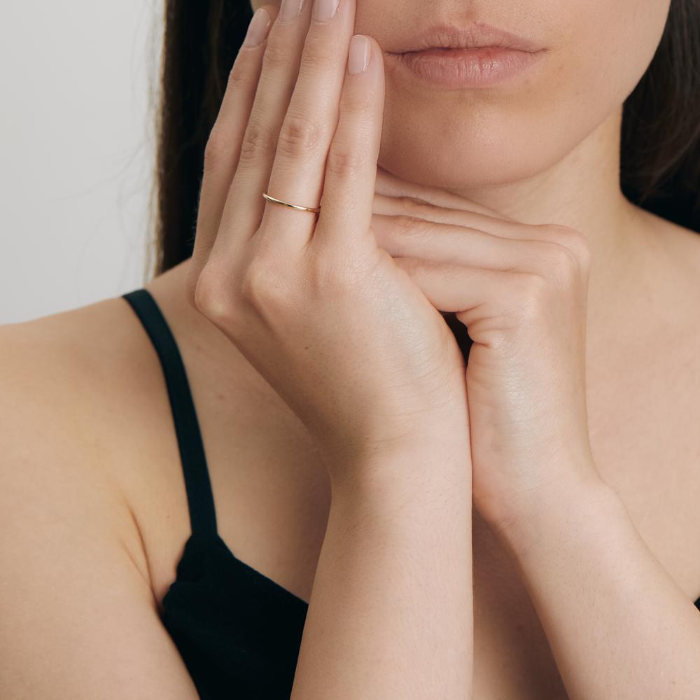 Gouden ring - klassieke 18k geelgouden band voor dames