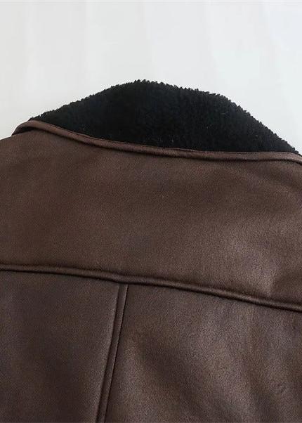 Damesjas van imitatieleer - stijlvol in bruin - Bakkermode.nl