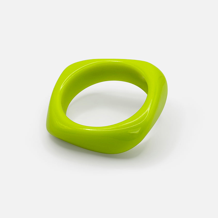 Dames lichtgroene bangle - eigentijdse accessoire voor casual of formele gelegenheden