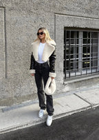 Leren damesjas met sherpa-accent - korte zwarte jas met ritssluiting - Bakkermode.nl