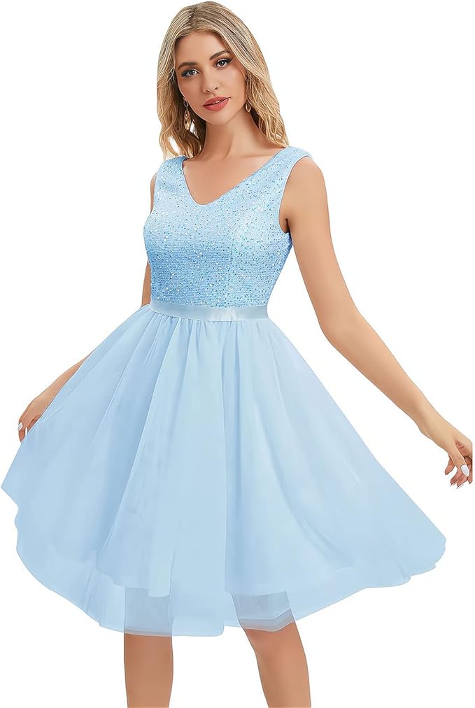 Lichtblauwe kanten jurk met tule rok - Bakkermode.nl