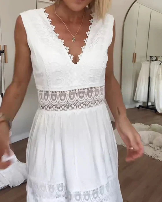 Vrouwen maxi jurk elegante kantdetails voor zomer tuinfeesten - vloeiende katoenen witte jurk