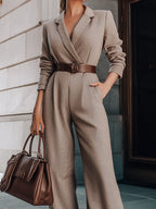 Dames jumpsuit taupe met ceintuur en wijde pijpen - elegante kantoorkleding