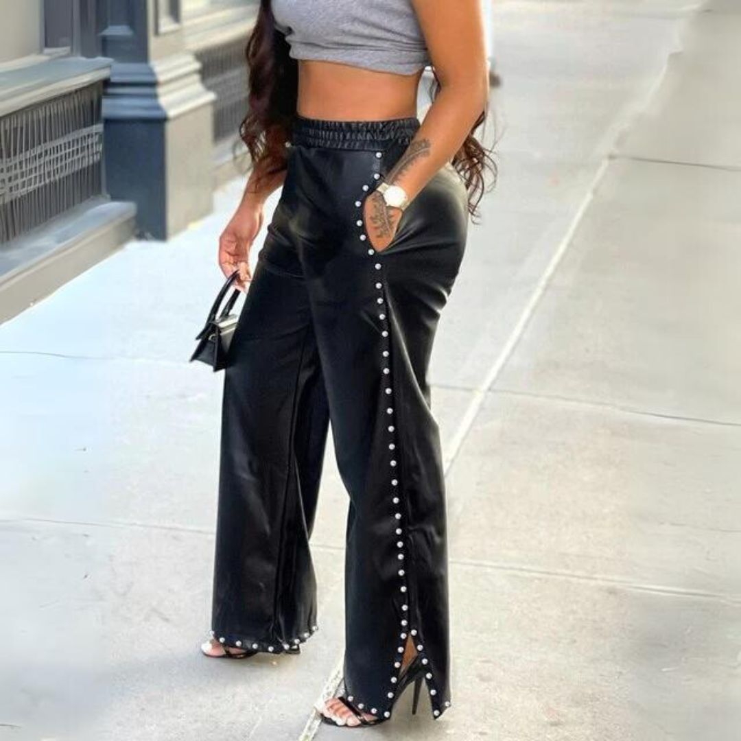Faux leren broek - stijlvolle zwarte damesbroek met parel details
