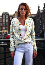 Gebloemde cardigan - gebreide damestrui met knoopdetails