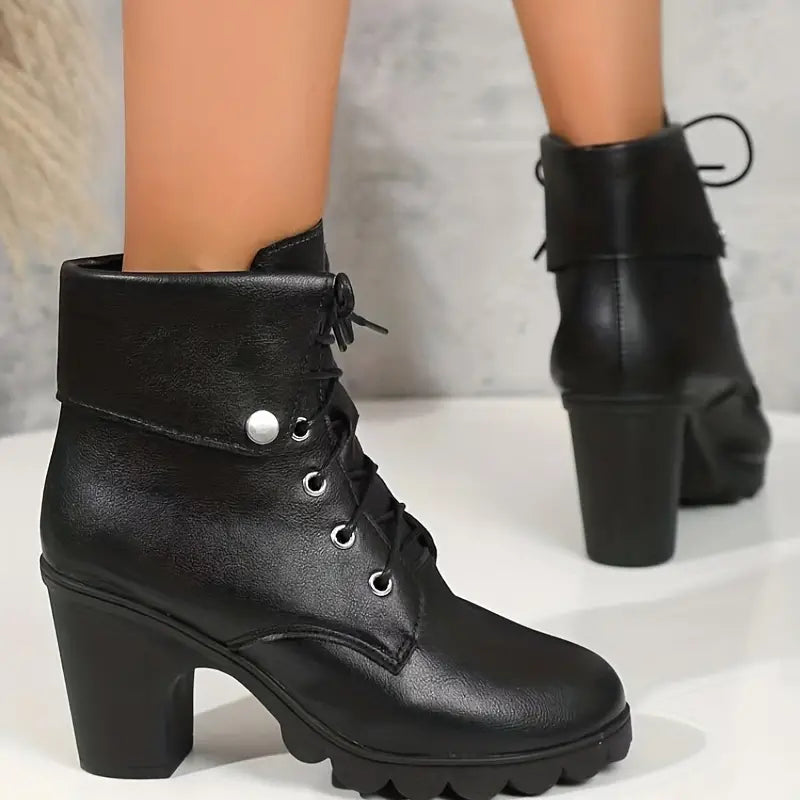 Leren enkellaarzen dames met veters – plateau blokhak laarsjes - Bakkermode.nl