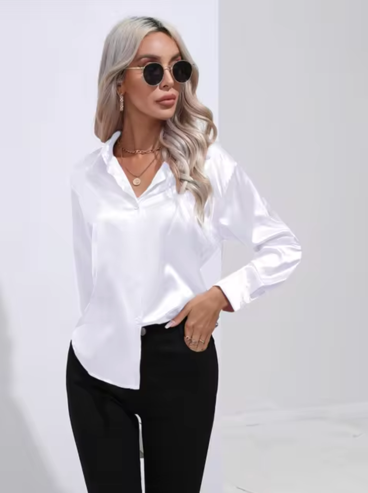 Dames satijnen blouse met lange mouwen - chique lichtgewicht blouse voor kantoor